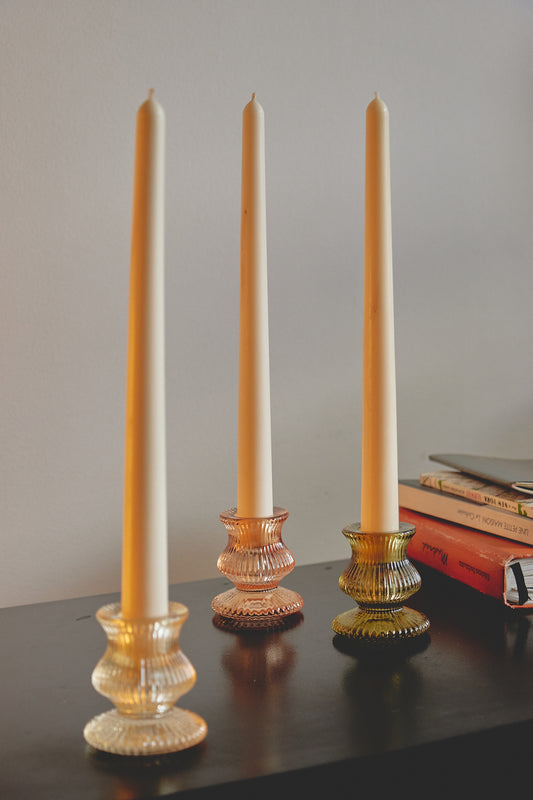 Candelabro con vela